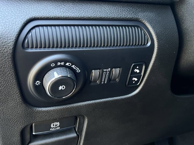 Used 2023 Jeep Wagoneer Series II image 12