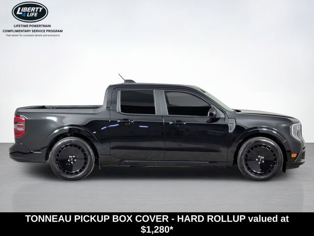 Used 2025 Ford Maverick Lobo image 2