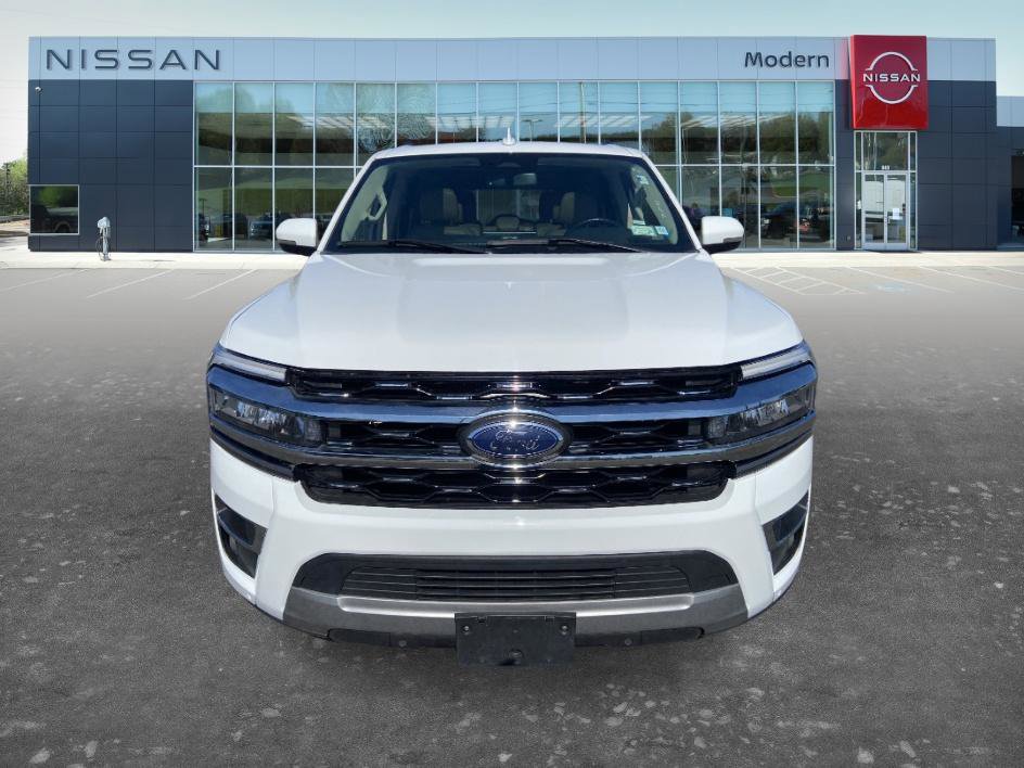 Used 2024 Ford Expedition Max Limited AWD/4WD image 2