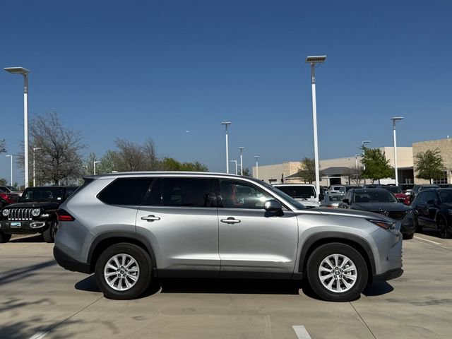 Used 2025 Toyota Grand Highlander FWD image 5