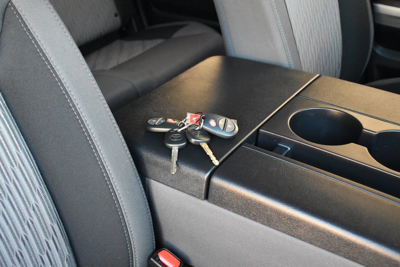 Used 2017 Toyota Tundra SR5 image 45