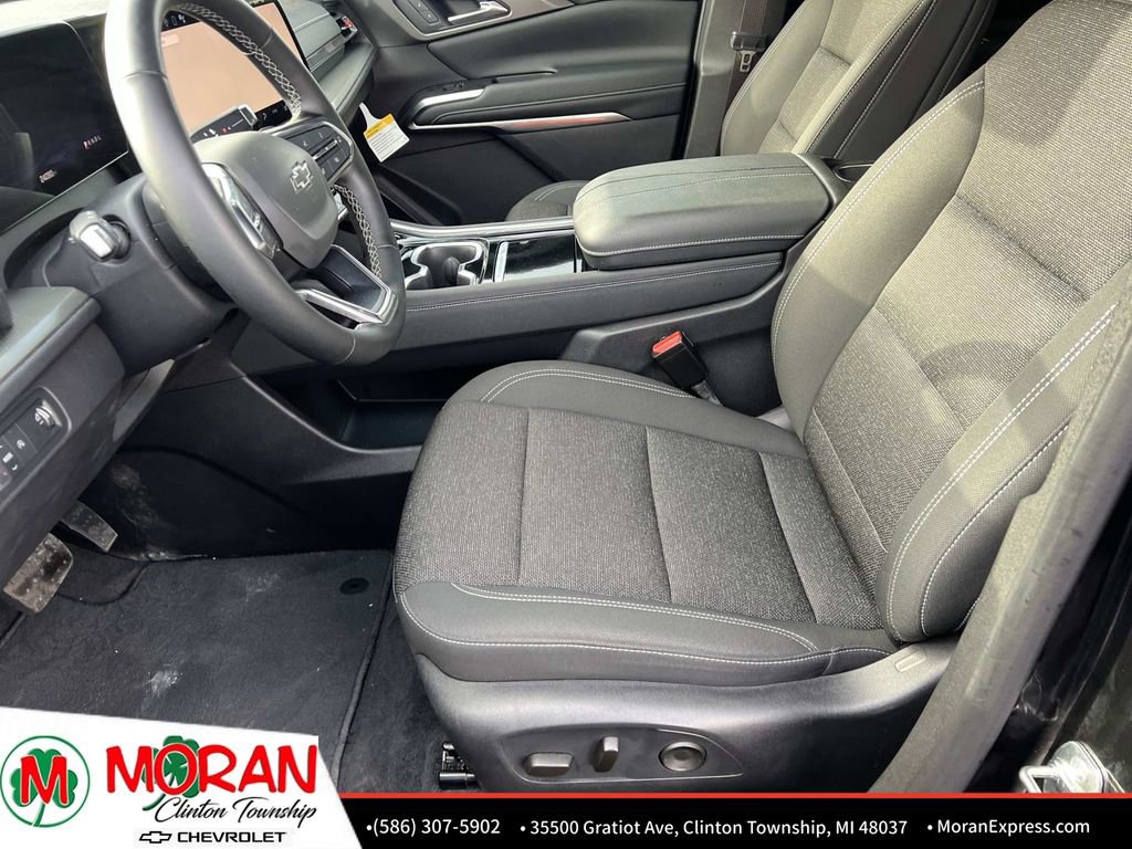 Certified 2024 Chevrolet Traverse LT w/ Midnight/Sport Edition image 18