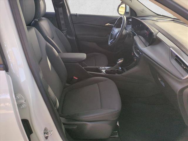 Used 2024 Buick Encore GX Preferred FWD image 19