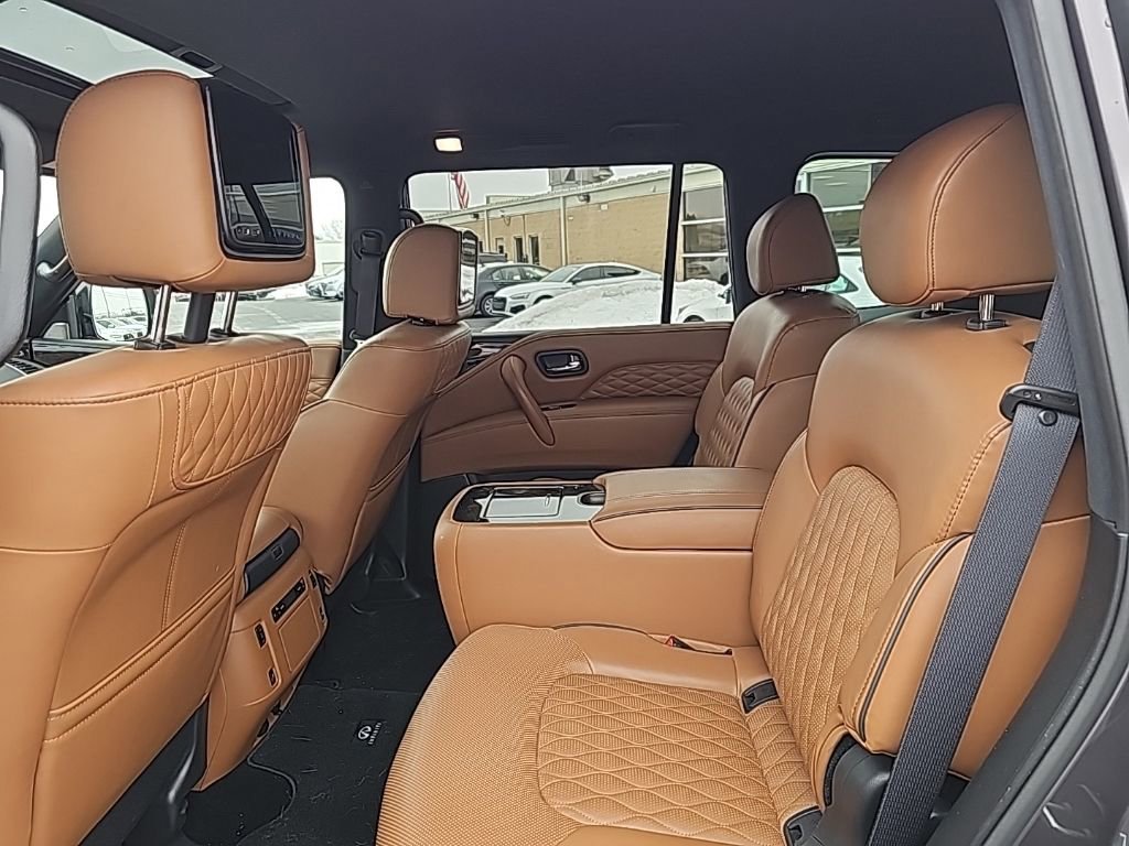 Used 2023 INFINITI QX80 Sensory w/ Cargo Package image 10