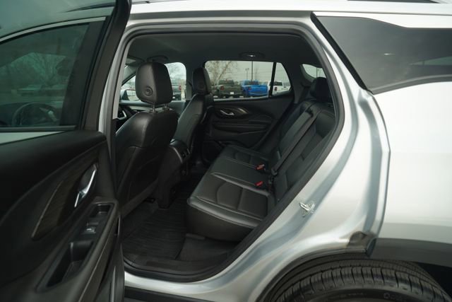 Used 2022 GMC Terrain SLT image 15