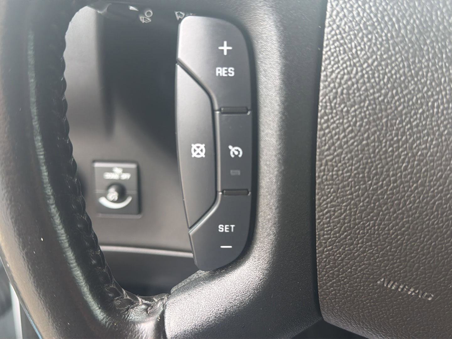 Used 2022 GMC Savana 3500 w/ Power Convenience Package RWD image 18