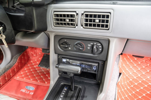 Used 1993 Ford Mustang LX RWD image 95