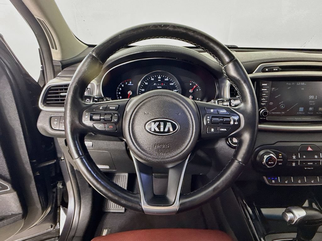 Used 2018 Kia Sorento SX AWD/4WD image 13