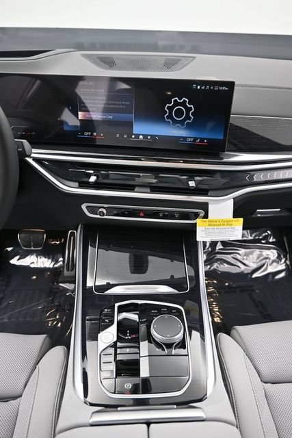 New 2026 BMW X5 xDrive40i w/ M Sport Package AWD/4WD image 16