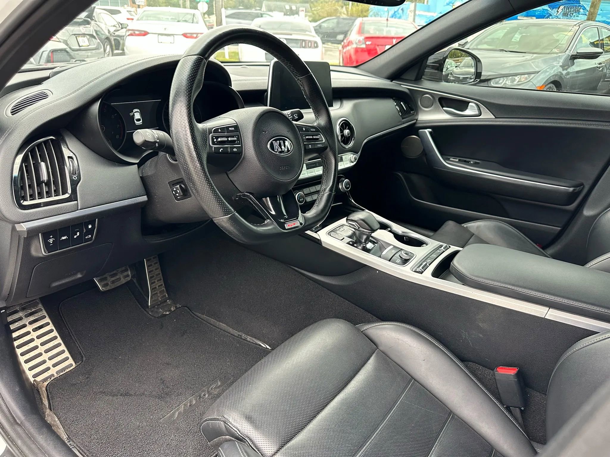 Used 2019 Kia Stinger GT2 image 17