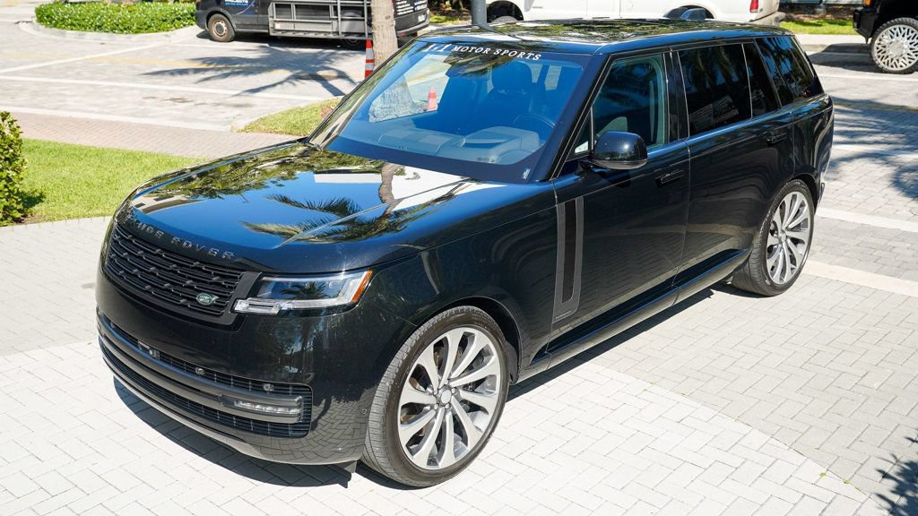 Used 2023 Land Rover Range Rover Long Wheelbase Autobiography AWD/4WD image 9