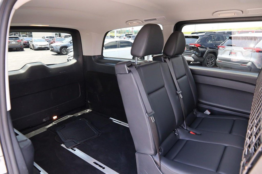 Used 2023 Mercedes-Benz Metris Passenger image 19