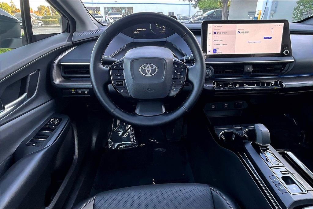 Used 2024 Toyota Prius XLE image 8