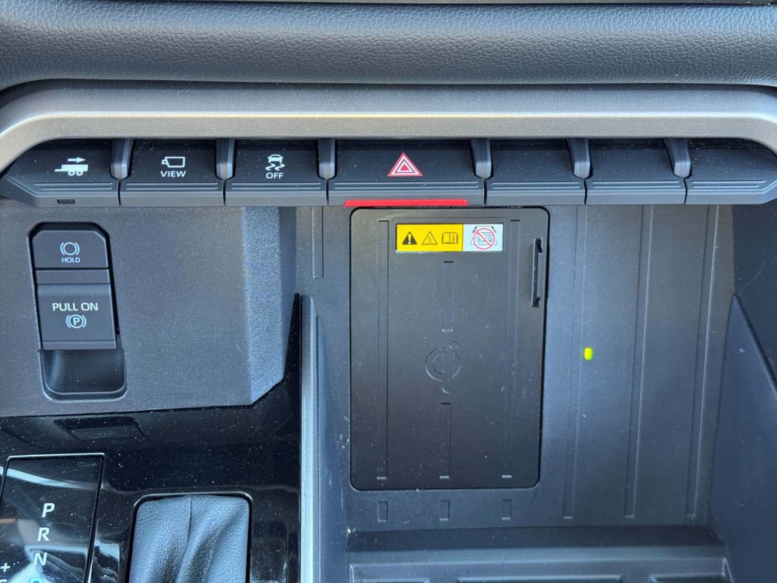 Used 2024 Toyota Tundra Limited AWD/4WD image 28