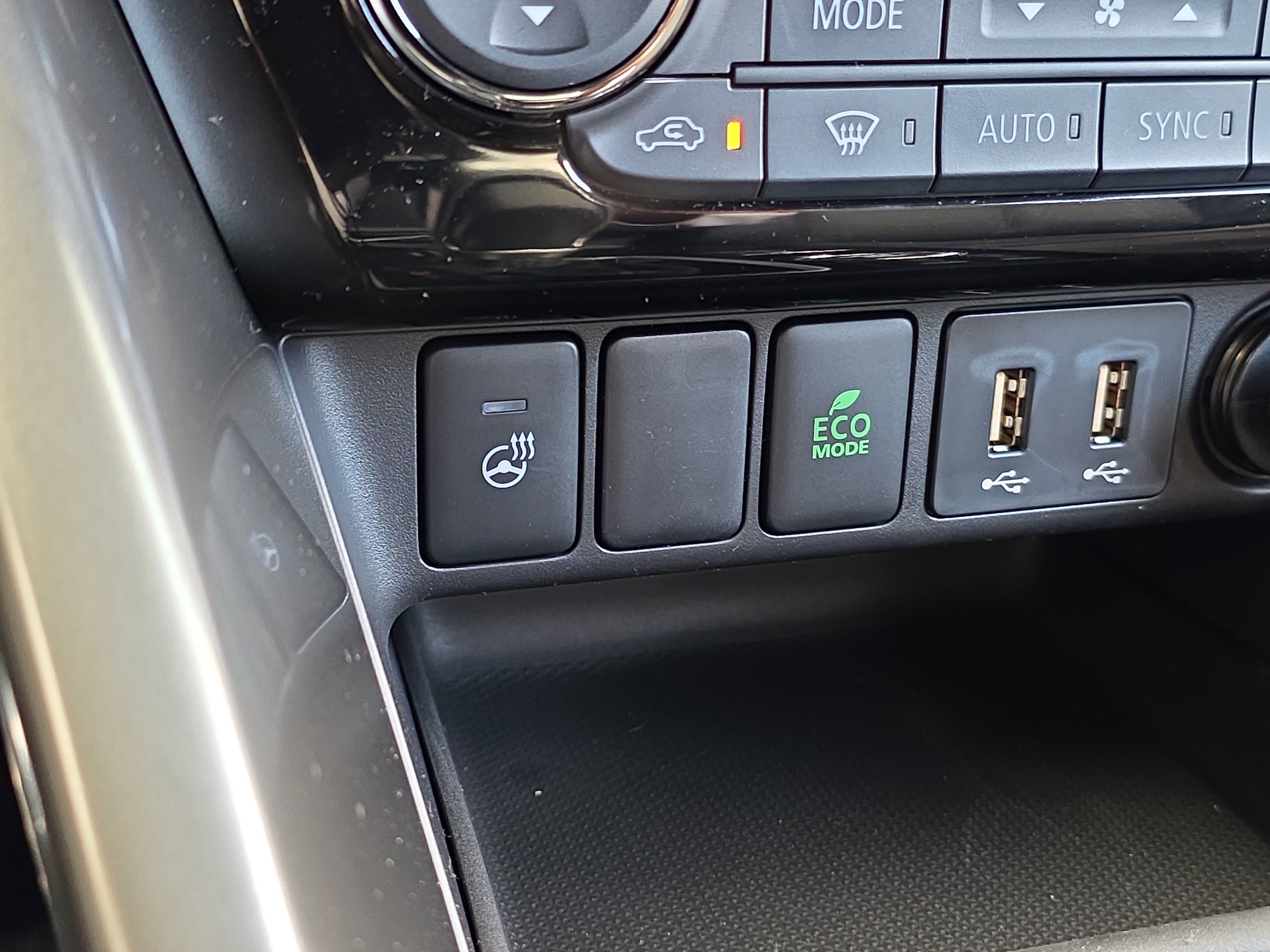 New 2026 Mitsubishi Eclipse Cross Black Edition image 20