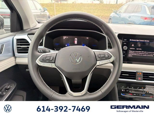 New 2026 Volkswagen Taos SE image 20