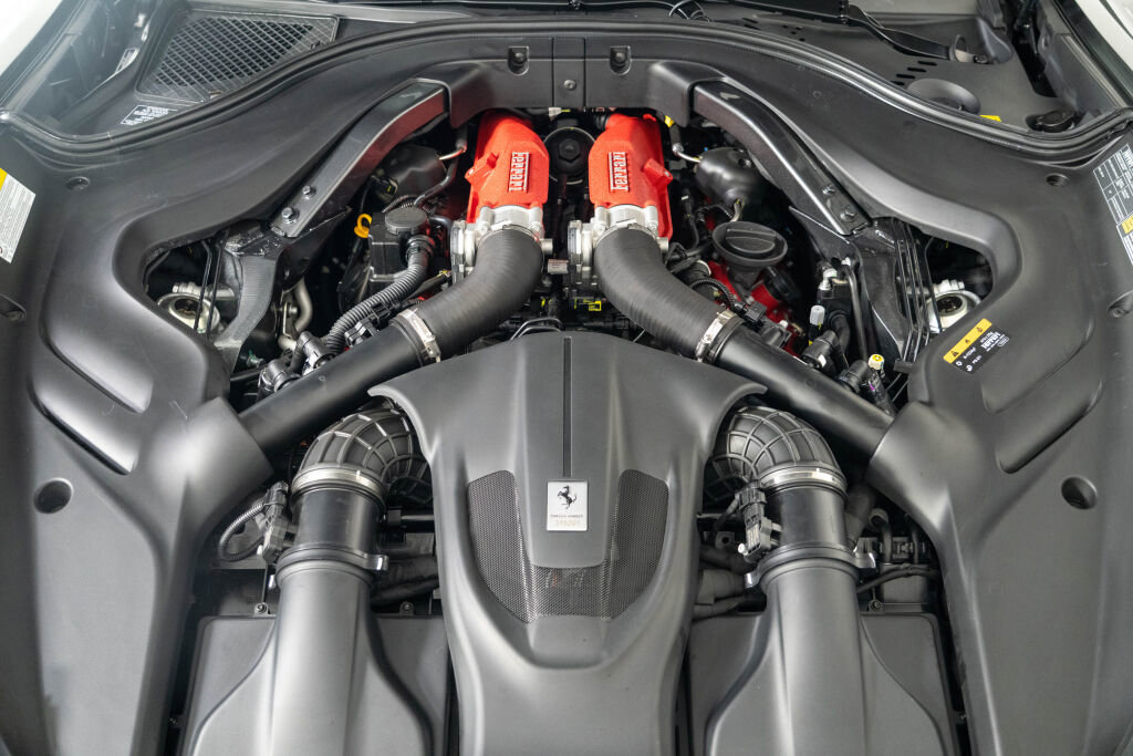 Used 2025 Ferrari Roma Spider image 19