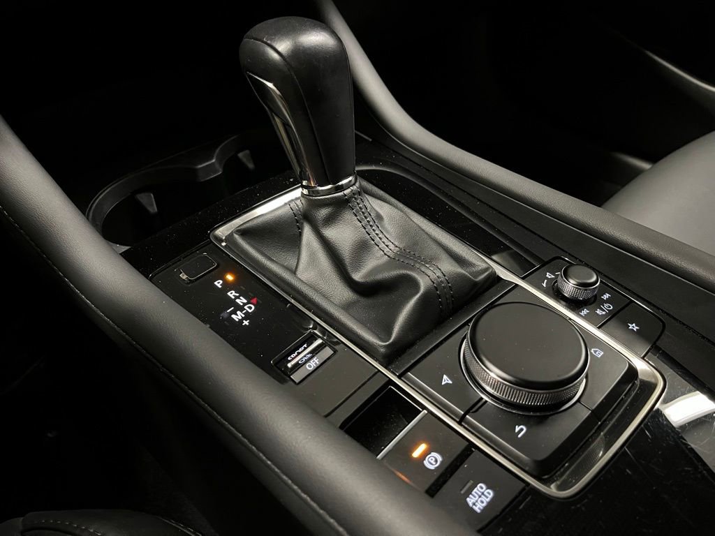 Used 2020 MAZDA MAZDA3 Sedan w/ Preferred Package image 11