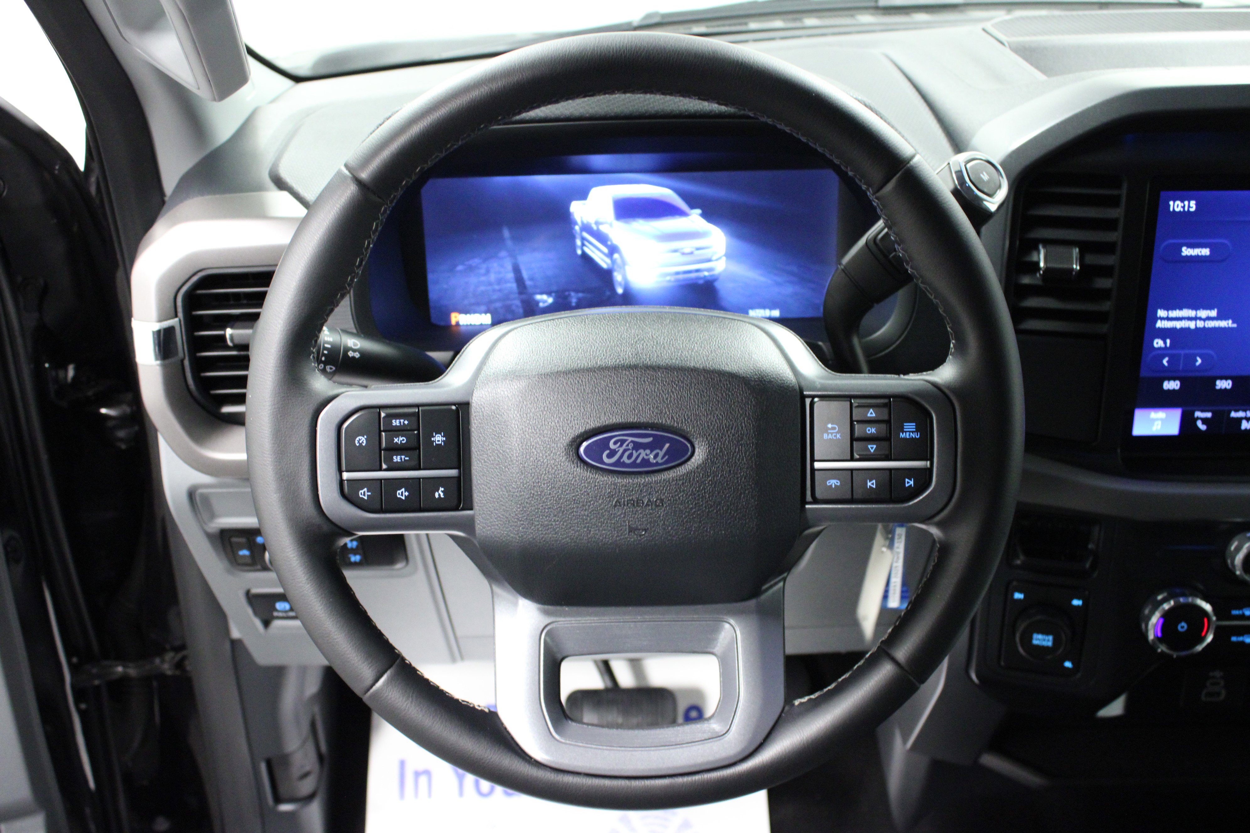 Used 2025 Ford F150 XLT w/ Equipment Group 301A Standard image 17