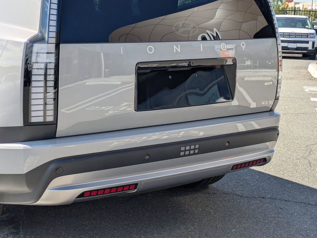 New 2026 Hyundai Ioniq 9 SE image 31