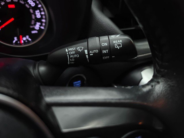 Used 2020 Toyota RAV4 XLE w/ Convenience Package AWD/4WD image 22