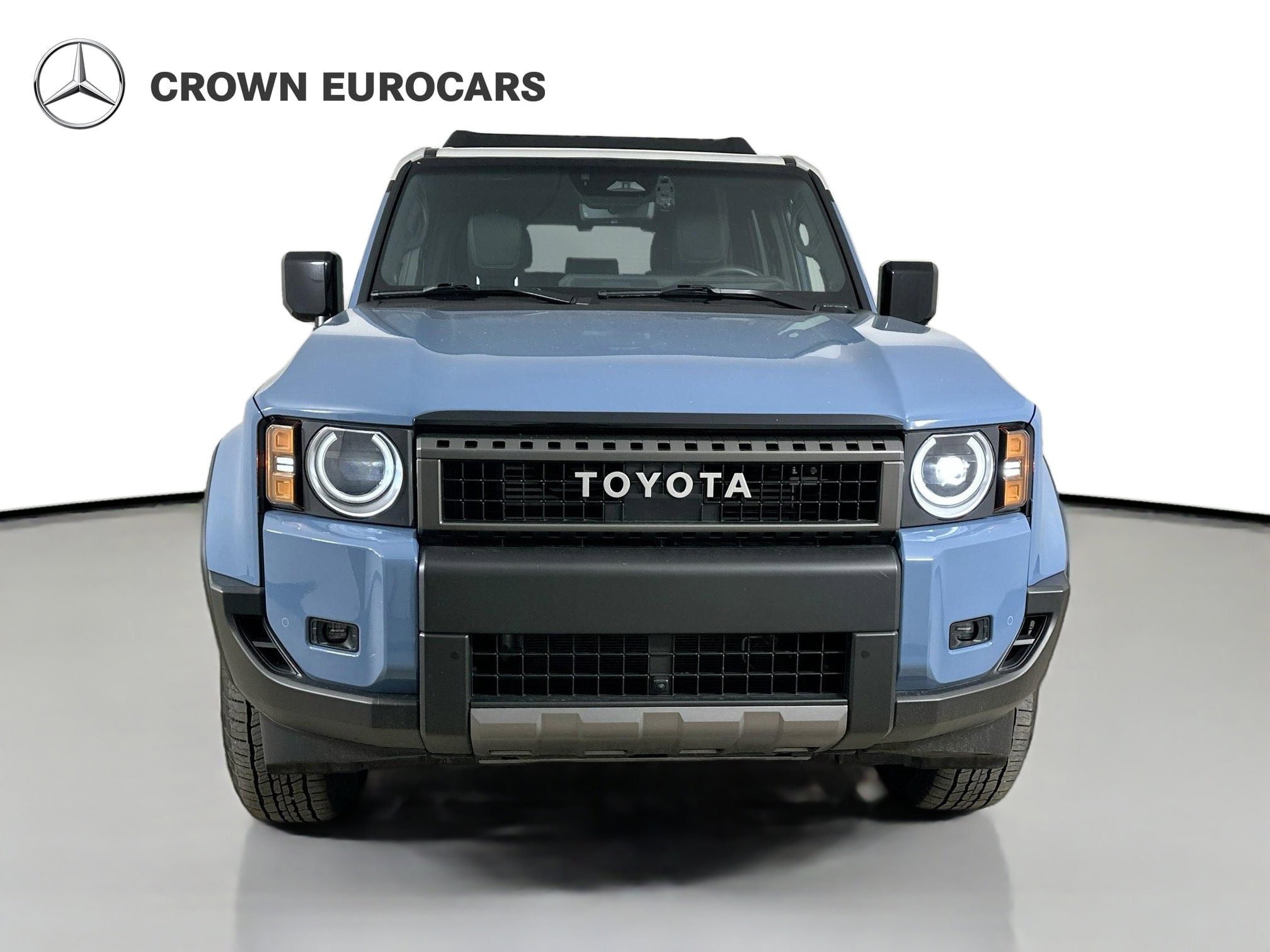 Used 2024 Toyota Land Cruiser image 2