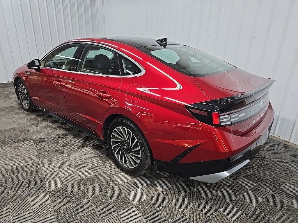 Used 2024 Hyundai Sonata Limited image 10