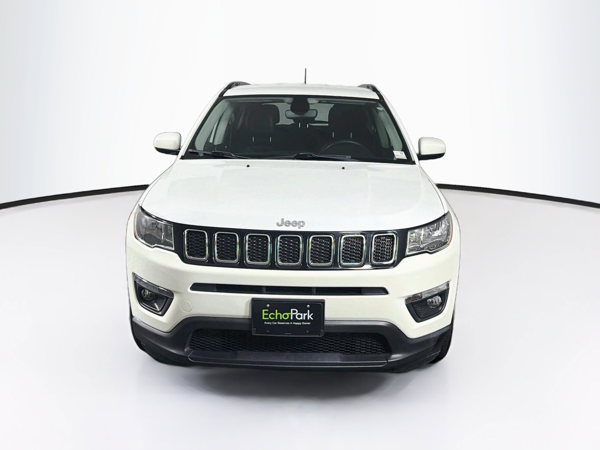 Used 2021 Jeep Compass Latitude FWD image 2