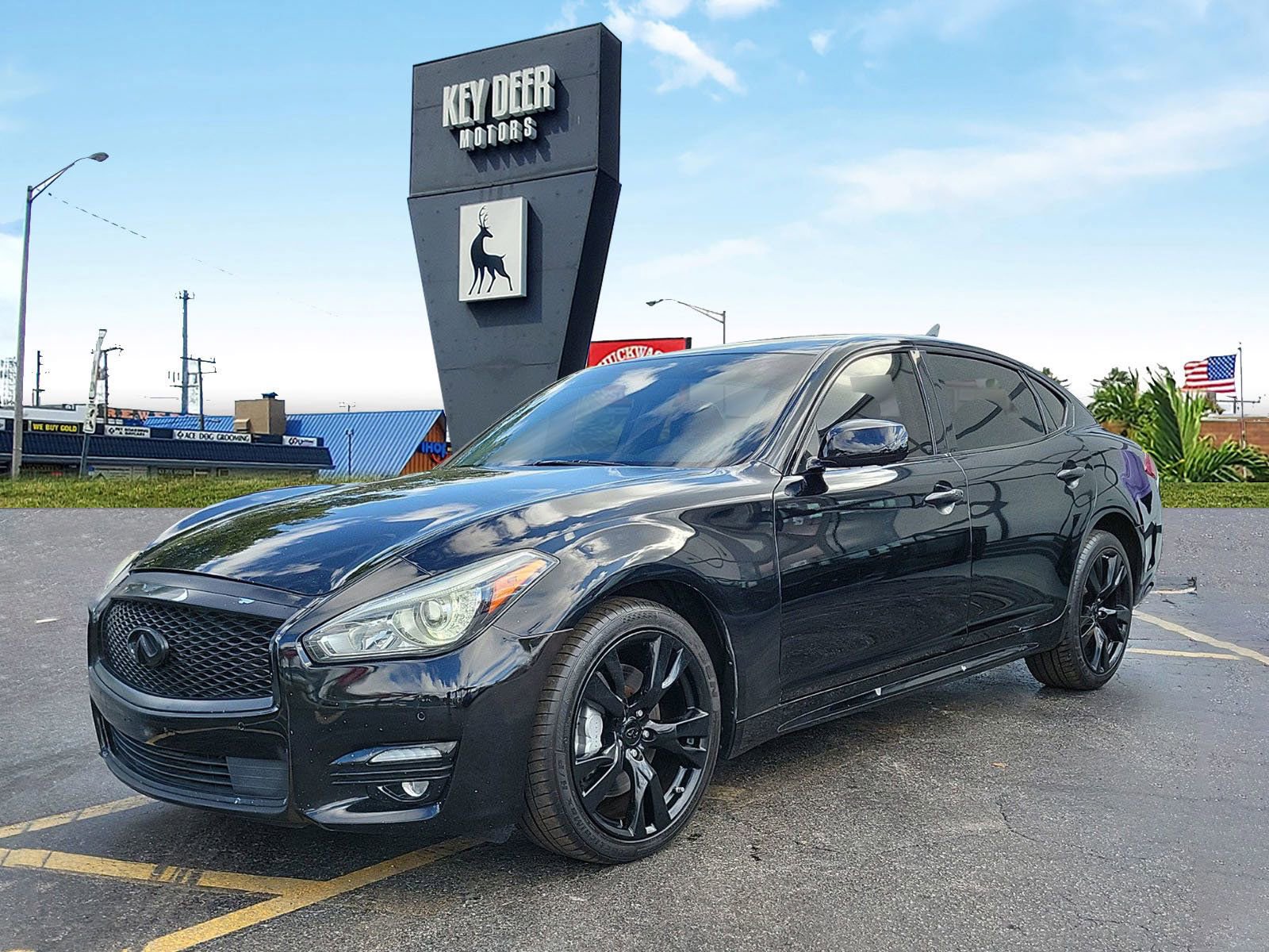 Used 2015 INFINITI Q70 L 5.6 AWD/4WD image 1
