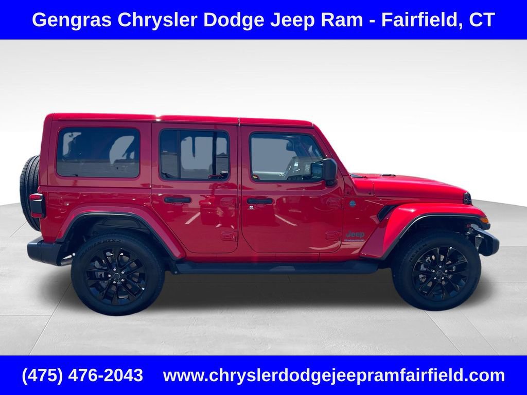 Certified 2025 Jeep Wrangler Unlimited Sahara AWD/4WD image 8