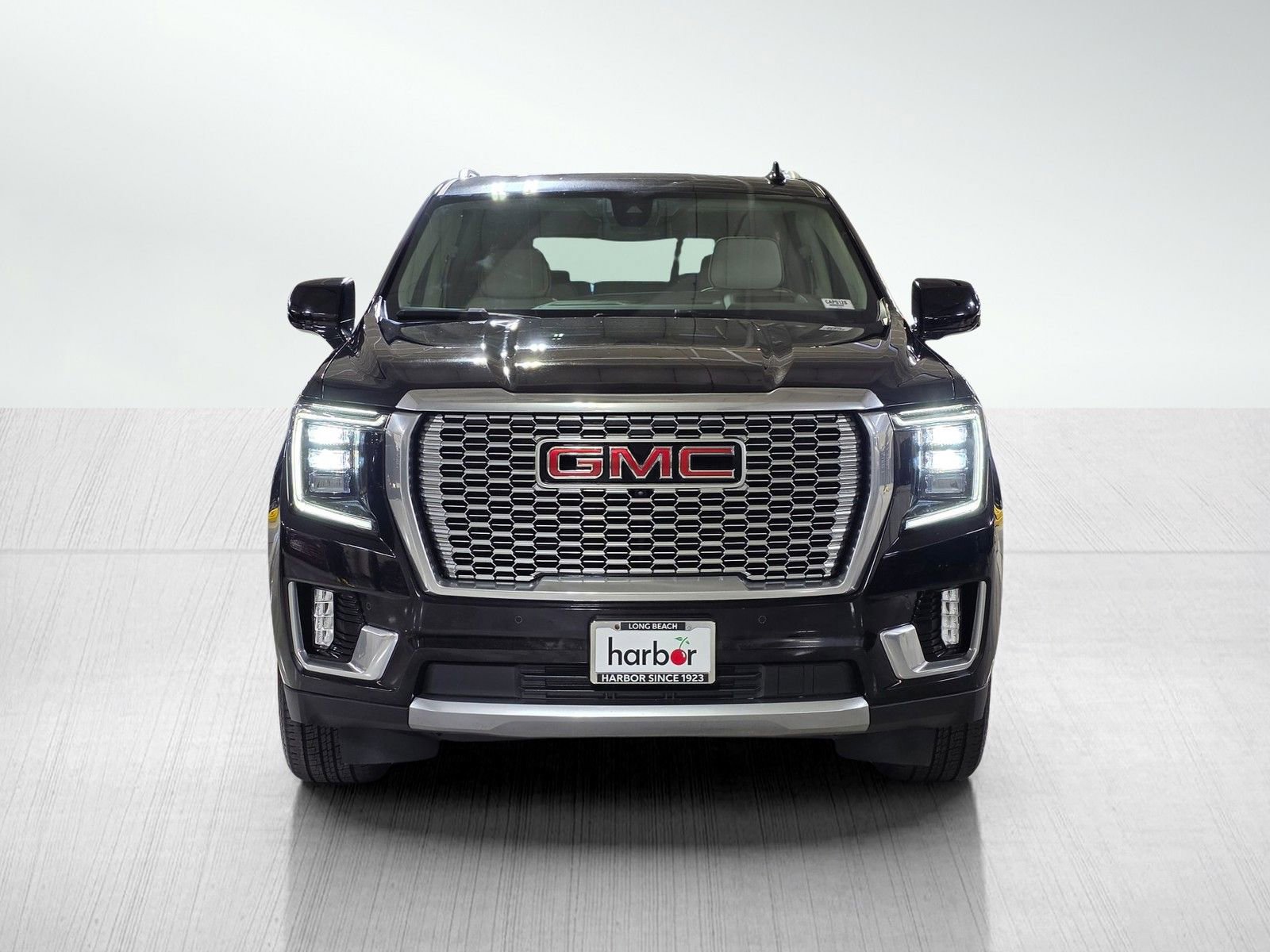 Used 2023 GMC Yukon Denali w/ Max Trailering Package image 2