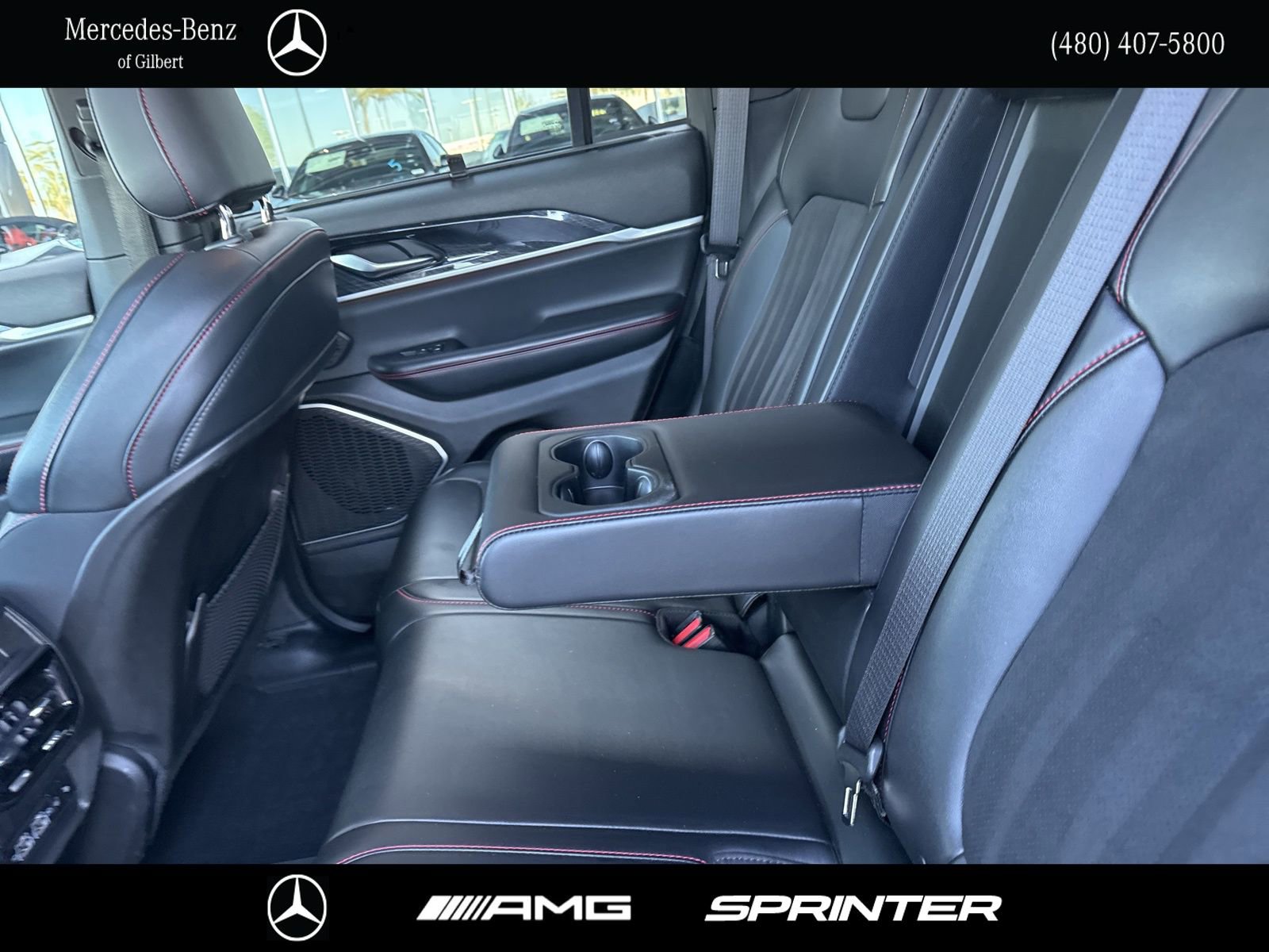 Used 2022 Jeep Grand Cherokee Trailhawk w/ Luxury Tech Group III AWD/4WD image 23