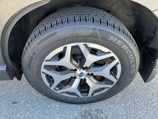 Used 2021 Subaru Forester Premium AWD/4WD image 21
