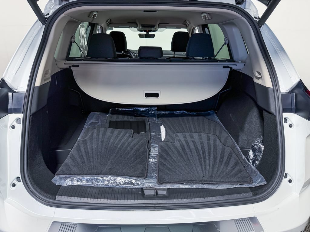 Certified 2026 Nissan Rogue SV w/ Cold Weather Package AWD/4WD image 38
