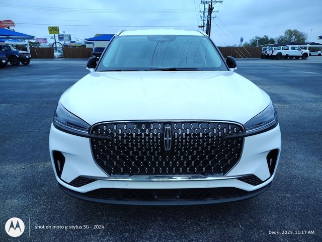 New 2026 Lincoln Aviator 2WD