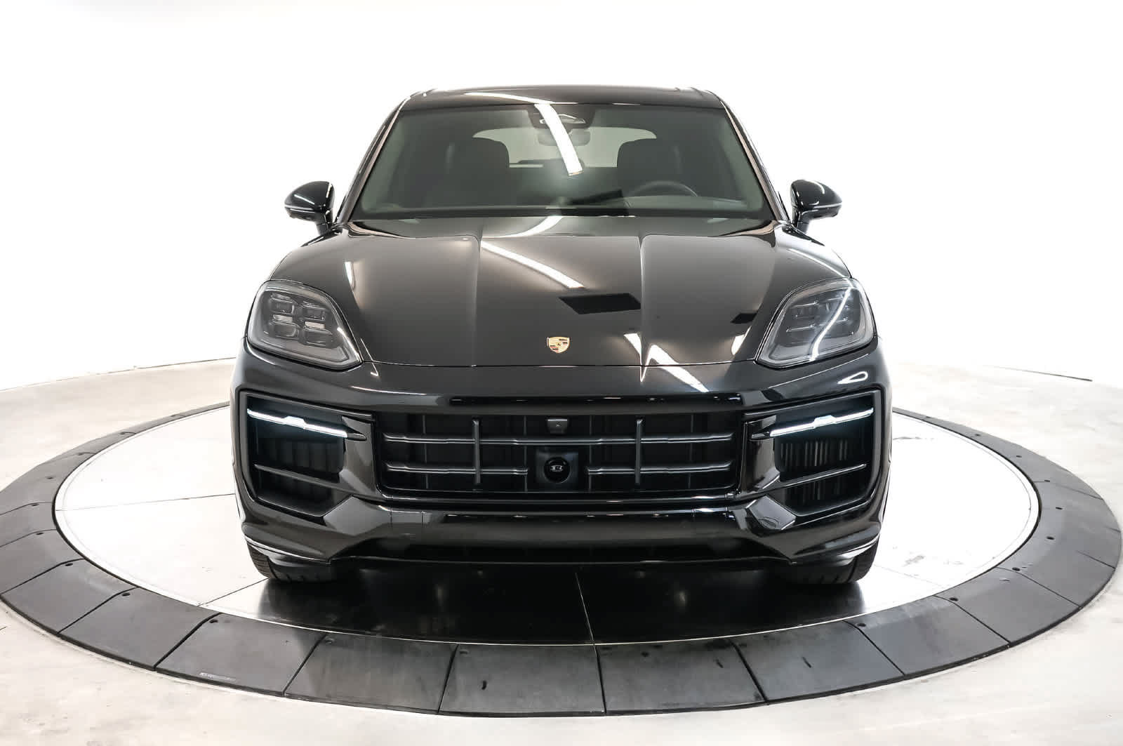New 2026 Porsche Cayenne GTS AWD/4WD image 6