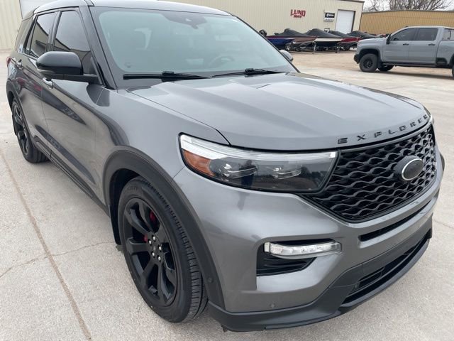 Used 2021 Ford Explorer ST image 2