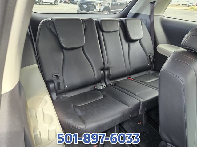 Used 2024 Kia Carnival LX FWD image 18