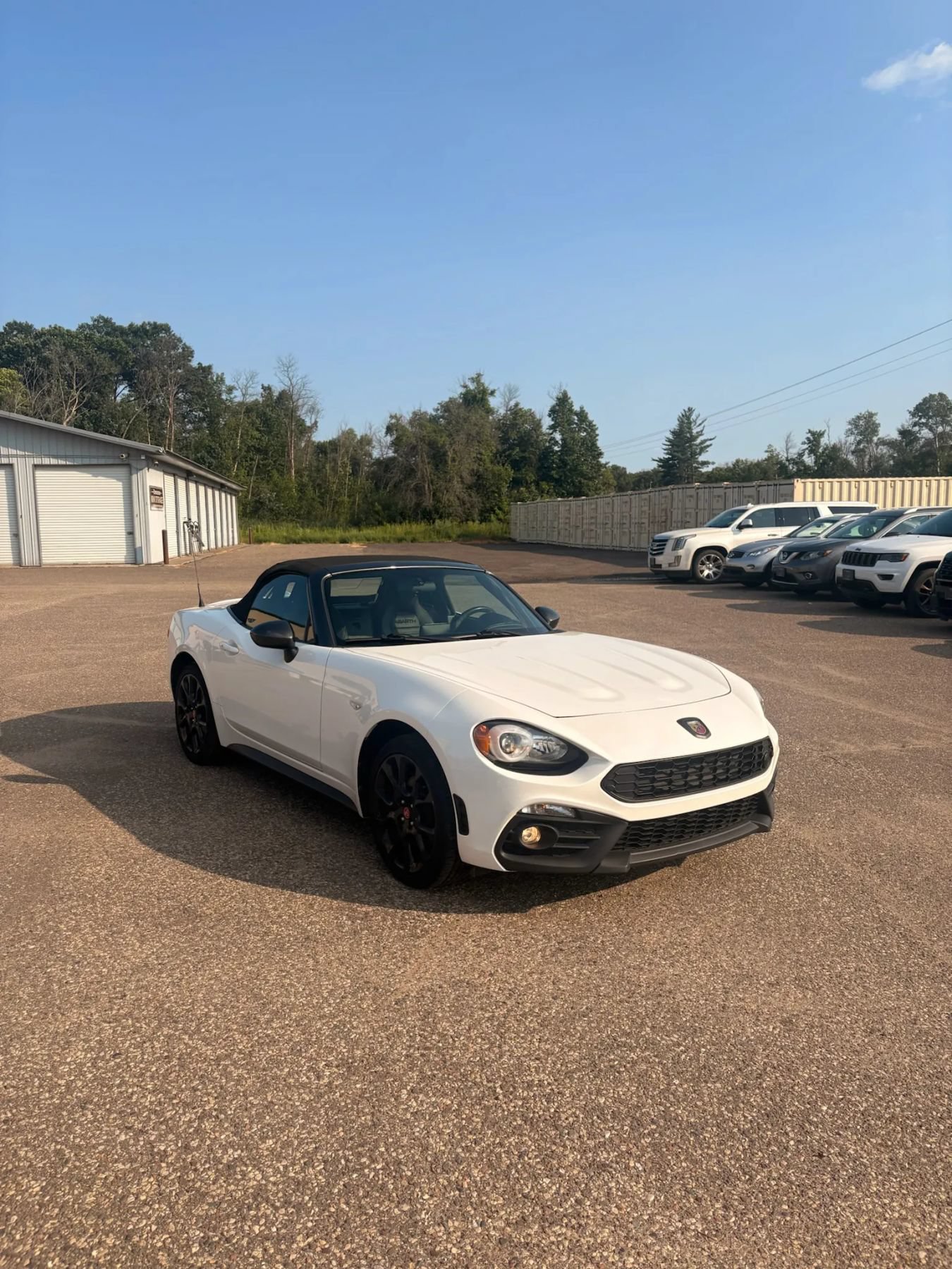 Used 2019 FIAT 124 Spider Abarth w/ Navigation & Sound Group RWD image 4