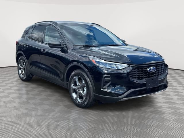 Used 2025 Ford Escape ST-Line FWD image 4