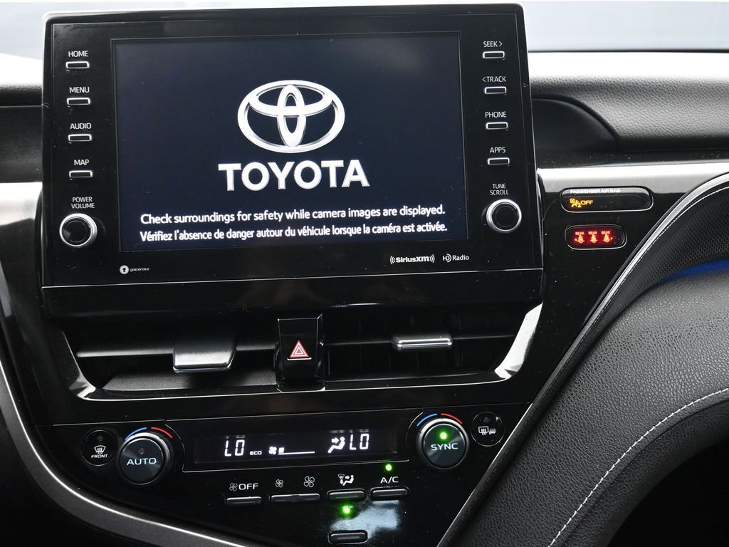 Used 2021 Toyota Camry XSE image 17