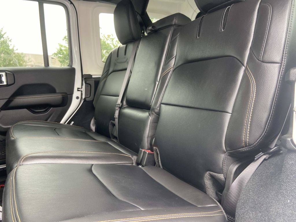 Used 2024 Jeep Wrangler Unlimited Sahara w/ Safety Group AWD/4WD image 14