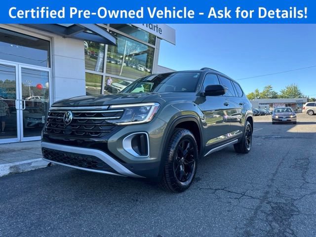 Certified 2026 Volkswagen Atlas Peak Edition AWD/4WD image 2