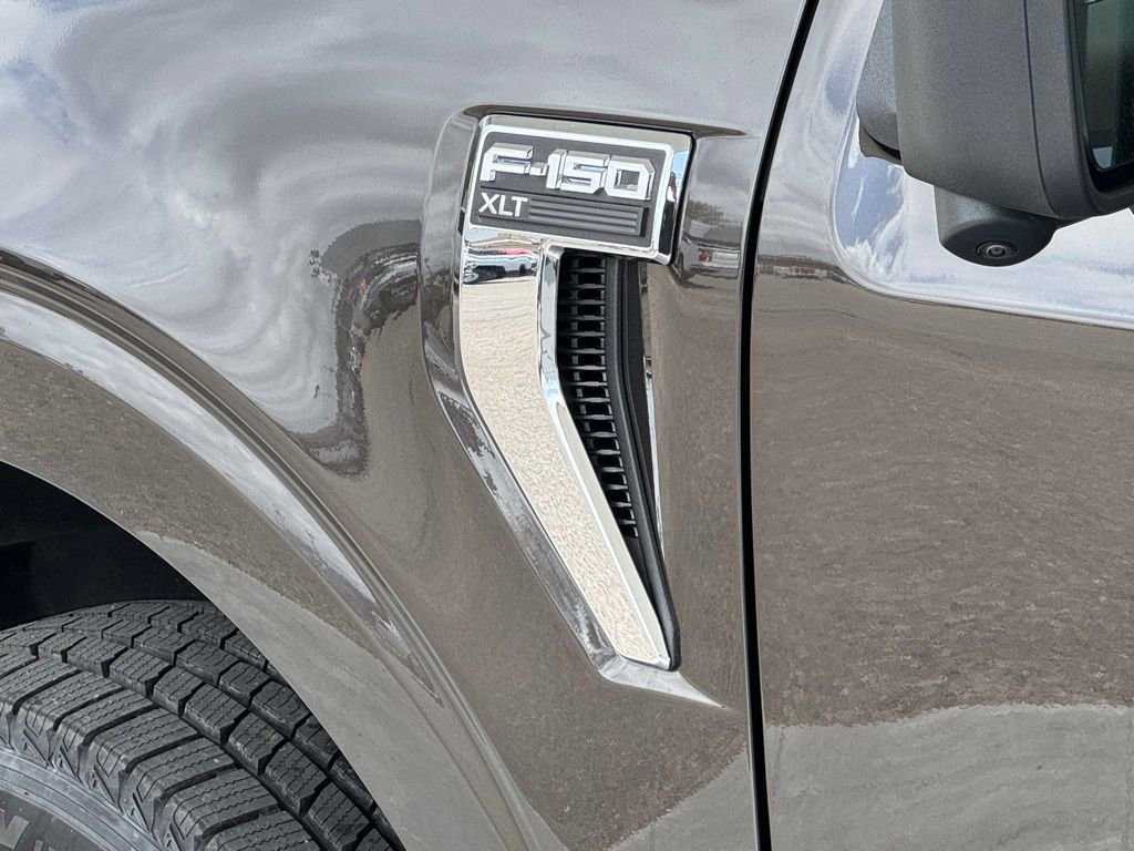 Used 2024 Ford F150 XLT w/ Mobile Office Package image 5
