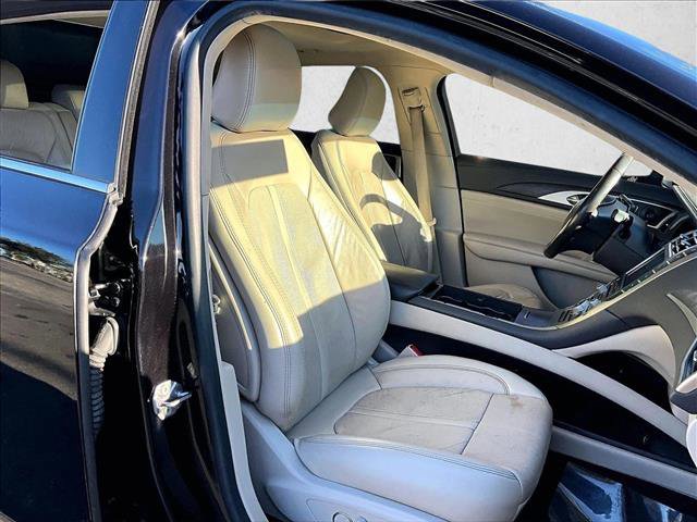 Used 2020 Lincoln MKZ Reserve image 9