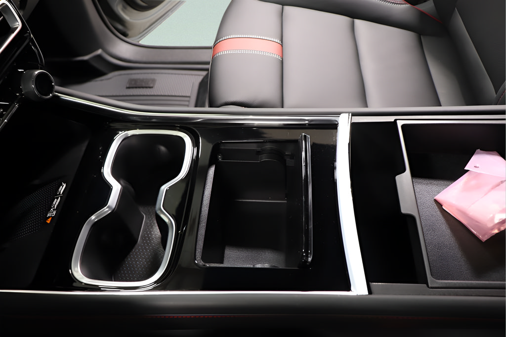 New 2027 Chevrolet Traverse RS w/ LPO, Floor Liner Package AWD/4WD image 20