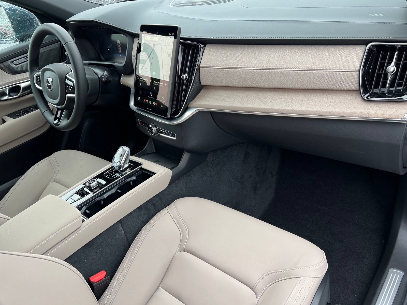 New 2027 Volvo XC60 B5 Core AWD/4WD image 19