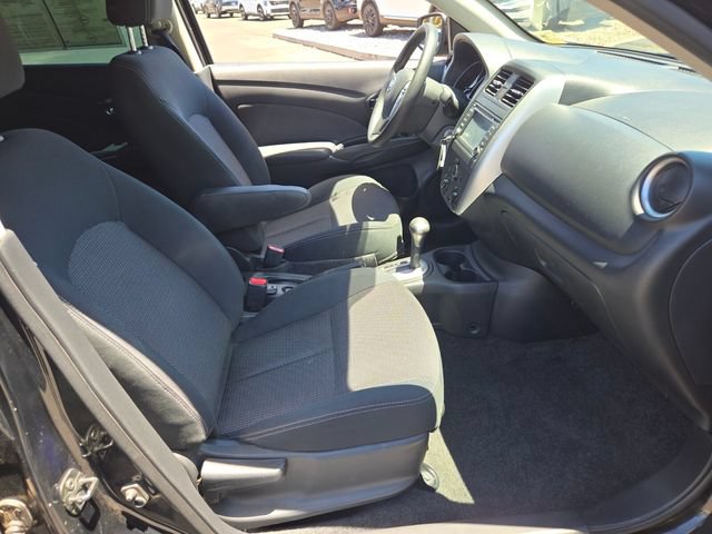 Used 2016 Nissan Versa SV w/ SV Tech Package FWD image 14