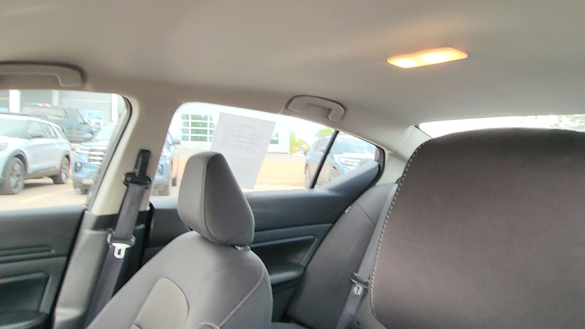 Used 2024 Nissan Altima 2.5 SV FWD image 34