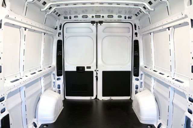 New 2026 RAM ProMaster 2500 w/ Convenience Group image 18